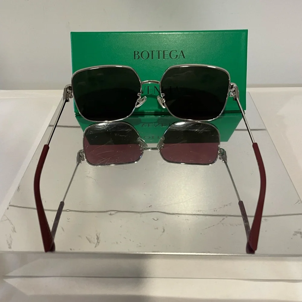 BOTTEGA VENETA BV1199S-003 WOMEN'S SUNGLASSES - Picture 5 of 9
